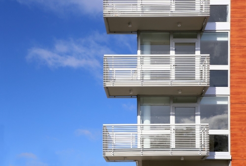 1 holmberg 2410 1000x676