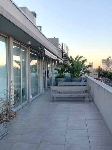 10 holmberg 1000x750