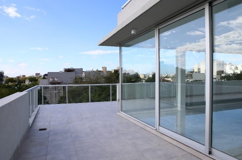 4 holmberg 2410 1000x662